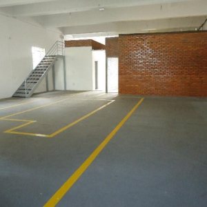 Loja com 320m², no bairro São Pelegrino em Caxias do Sul para Alugar