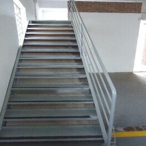 Loja com 320m², no bairro São Pelegrino em Caxias do Sul para Alugar