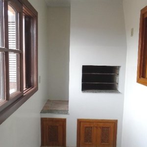 Apartamento com 130m², 3 dormitórios, 1 vaga, no bairro Madureira em Caxias do Sul para Alugar