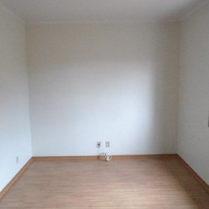 Apartamento com 130m², 3 dormitórios, 1 vaga, no bairro Madureira em Caxias do Sul para Alugar