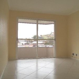 Apartamento com 83m², 2 dormitórios, 1 vaga, no bairro Cristo Redentor em Caxias do Sul para Comprar