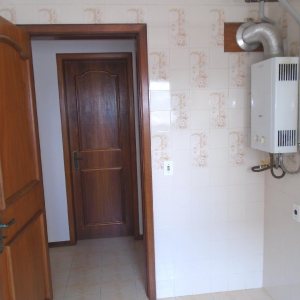 Apartamento com 140m², 3 dormitórios, 1 vaga, no bairro Centro em Caxias do Sul para Alugar
