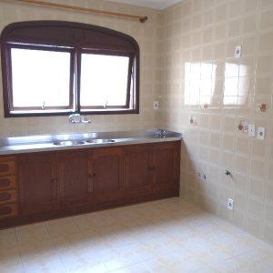 Apartamento com 140m², 3 dormitórios, 1 vaga, no bairro Centro em Caxias do Sul para Alugar