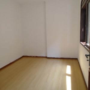 Apartamento com 140m², 3 dormitórios, 1 vaga, no bairro Centro em Caxias do Sul para Alugar