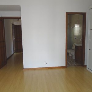 Apartamento com 140m², 3 dormitórios, 1 vaga, no bairro Centro em Caxias do Sul para Alugar