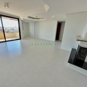 Apartamento com 190m², 3 dormitórios, 2 vagas, no bairro Rio Branco em Caxias do Sul para Comprar