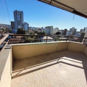 Apartamento com 190m², 3 dormitórios, 2 vagas, no bairro Rio Branco em Caxias do Sul para Comprar