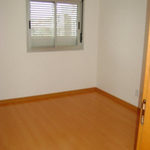 Apartamento com 105m², 3 dormitórios, 2 vagas, no bairro São Pelegrino em Caxias do Sul para Alugar