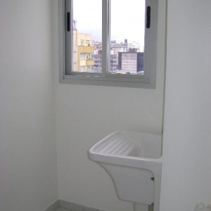 Apartamento com 105m², 3 dormitórios, 2 vagas, no bairro São Pelegrino em Caxias do Sul para Alugar