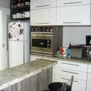 Apartamento com 95m², 3 dormitórios, 2 vagas, no bairro Cinqüentenário em Caxias do Sul para Comprar