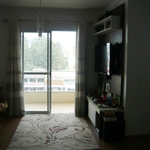 Apartamento com 95m², 3 dormitórios, 2 vagas, no bairro Cinqüentenário em Caxias do Sul para Comprar