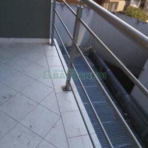 Apto Mobiliado com 60m², 2 dormitórios, 1 vaga, no bairro Sagrada Família em Caxias do Sul para Comprar