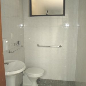 Loja com 328m², no bairro Centro em Caxias do Sul para Alugar ou Comprar