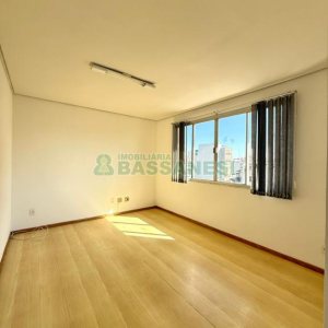 Sala com 40m², no bairro Pio X em Caxias do Sul para Alugar