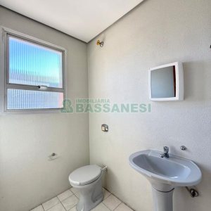 Sala com 40m², no bairro Pio X em Caxias do Sul para Alugar