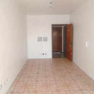Sala com 37m², no bairro Rio Branco em Caxias do Sul para Comprar