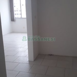 Sala com 31m², no bairro Centro em Caxias do Sul para Alugar