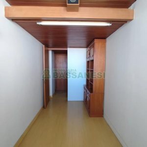 Sala com 42m², 1 vaga, no bairro Centro em Caxias do Sul para Comprar