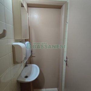 Sala com 42m², 1 vaga, no bairro Centro em Caxias do Sul para Comprar
