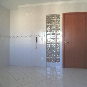 Apartamento com 83m², 2 dormitórios, 1 vaga, no bairro Sagrada Família em Caxias do Sul para Alugar