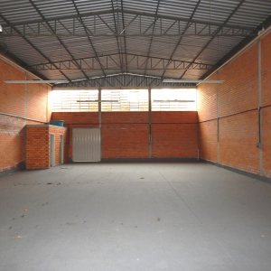 Pavilhão com 314m², no bairro Santa Catarina em Caxias do Sul para Alugar