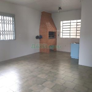 Casa, 4 dormitórios, 1 vaga, no bairro Rio Branco em Caxias do Sul para Comprar