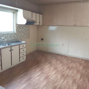 Casa, 4 dormitórios, 1 vaga, no bairro Rio Branco em Caxias do Sul para Comprar