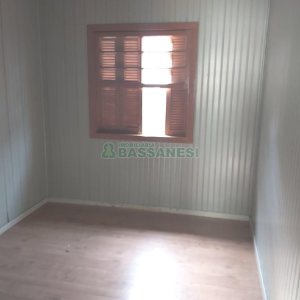 Casa, 4 dormitórios, 1 vaga, no bairro Rio Branco em Caxias do Sul para Comprar