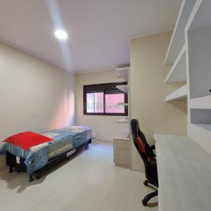 Apto Mobiliado com 112m², 3 dormitórios, 1 vaga, no bairro Sagrada Família em Caxias do Sul para Alugar