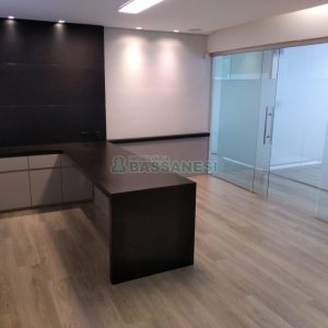 Casa Comercial com 300m², no bairro Bela Vista em Caxias do Sul para Alugar