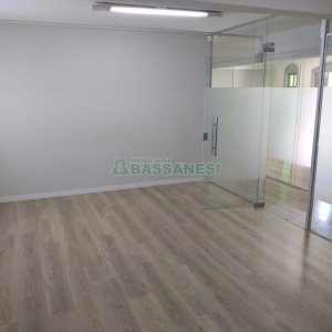 Casa Comercial com 300m², no bairro Bela Vista em Caxias do Sul para Alugar