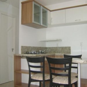 Apto Mobiliado com 34m², 1 dormitório, 1 vaga, no bairro São Pelegrino em Caxias do Sul para Alugar