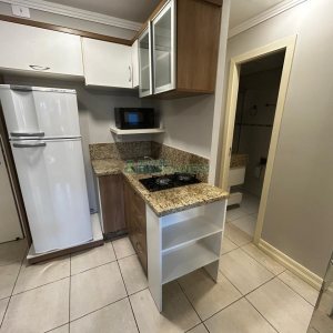 Apto Mobiliado com 34m², 1 dormitório, 1 vaga, no bairro São Pelegrino em Caxias do Sul para Alugar