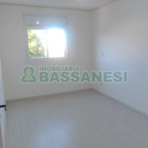 Apartamento com 63m², 2 dormitórios, 1 vaga, no bairro Madureira em Caxias do Sul para Comprar
