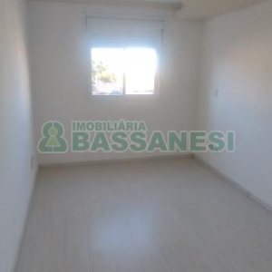 Apartamento com 63m², 2 dormitórios, 1 vaga, no bairro Madureira em Caxias do Sul para Comprar