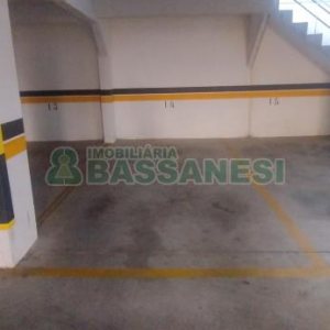 Apartamento com 63m², 2 dormitórios, 1 vaga, no bairro Madureira em Caxias do Sul para Comprar