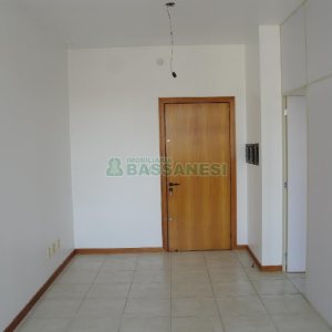 Sala com 42m², no bairro Centro em Caxias do Sul para Comprar