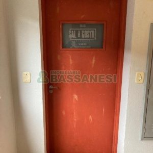Sala com 150m², 1 vaga, no bairro Lourdes em Caxias do Sul para Alugar