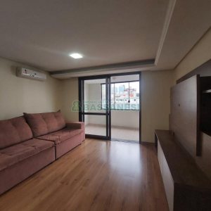 Apto Mobiliado com 92m², 2 dormitórios, 2 vagas, no bairro Centro em Caxias do Sul para Comprar