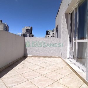 Apto Mobiliado com 55m², 1 dormitório, 1 vaga, no bairro Lourdes em Caxias do Sul para Alugar