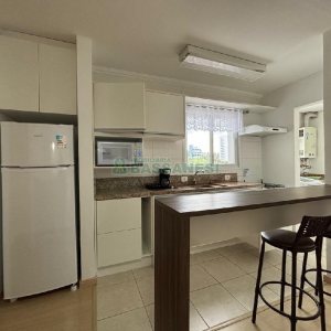 Apto Mobiliado com 55m², 1 dormitório, 2 vagas, no bairro Lourdes em Caxias do Sul para Alugar