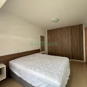 Apto Mobiliado com 55m², 1 dormitório, 2 vagas, no bairro Lourdes em Caxias do Sul para Alugar