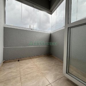 Apto Mobiliado com 55m², 1 dormitório, 2 vagas, no bairro Lourdes em Caxias do Sul para Alugar