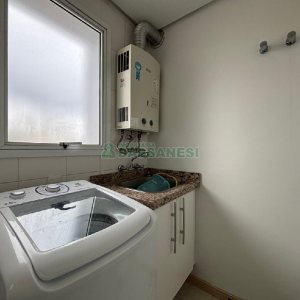 Apto Mobiliado com 55m², 1 dormitório, 2 vagas, no bairro Lourdes em Caxias do Sul para Alugar