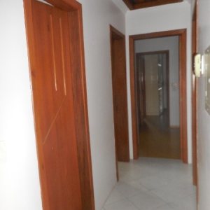Casa com 250m², 3 dormitórios, 2 vagas, no bairro Petrópolis em Caxias do Sul para Alugar