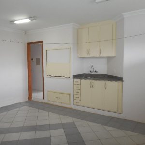 Casa com 250m², 3 dormitórios, 2 vagas, no bairro Petrópolis em Caxias do Sul para Alugar