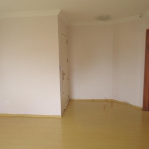 Casa com 250m², 3 dormitórios, 2 vagas, no bairro Petrópolis em Caxias do Sul para Alugar