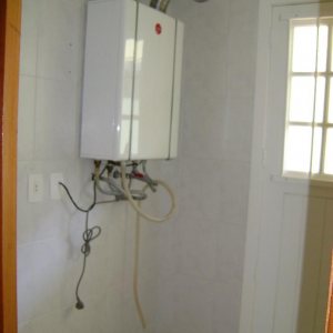 Casa com 250m², 3 dormitórios, 2 vagas, no bairro Petrópolis em Caxias do Sul para Alugar