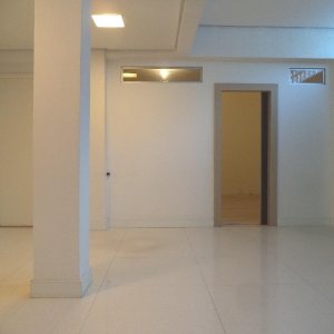 Sala com 160m², no bairro Centro em Caxias do Sul para Alugar