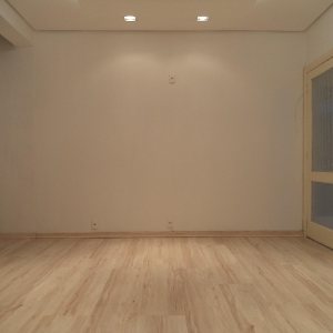 Sala com 160m², no bairro Centro em Caxias do Sul para Alugar
